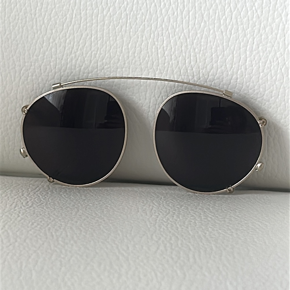 NEW. Round Red Retro Frame - Picture 14 of 15